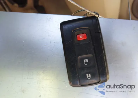 2005 Toyota Prius from USA, damaged, VIN JTDKB20U553110887